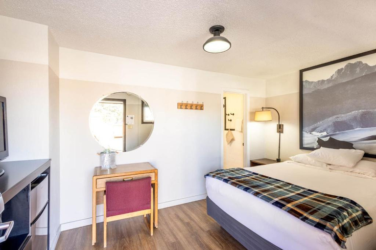 Bedroom 2, Loyal Duke Lodge, Chaffee