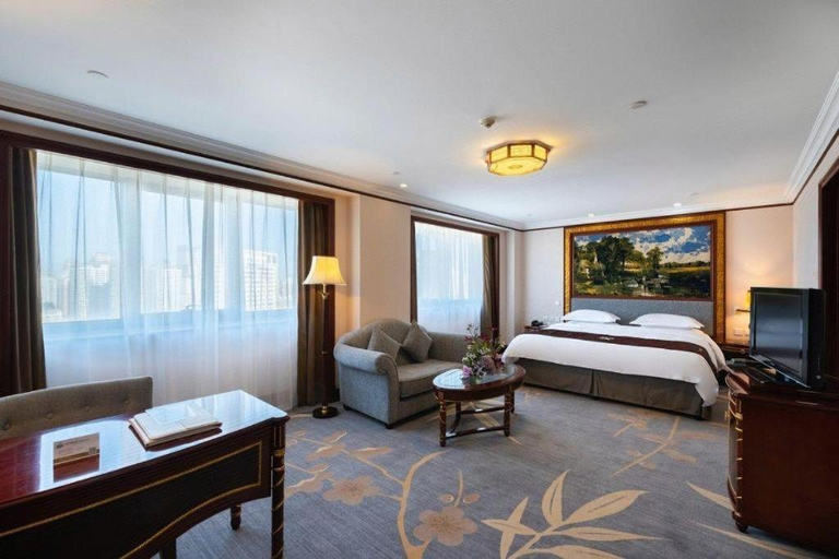 Bedroom 2, Tianjin Golden Ocean Hotel, Tianjin