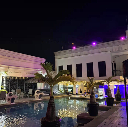 Pool 5, TWO BEDROOM PENTHOUSE, Mabalacat