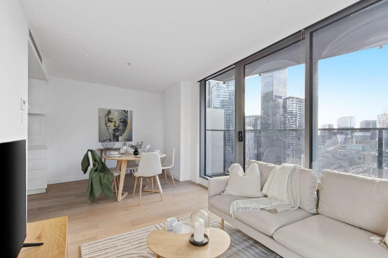 3, A Cozy Apt with City Views Near Crown Casino, Melbourne