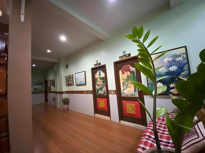 Others 5, Pawinsilpa Hotel, Pua