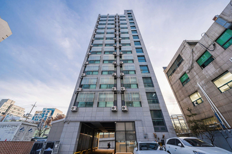 Exterior & Views 1, Hotel Bridge, Yeongdeungpo