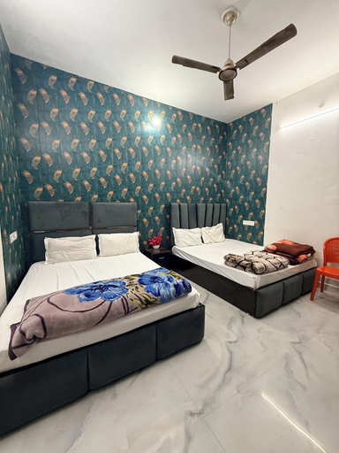 Room 5, Saryu Sankul Homestay, Faizabad
