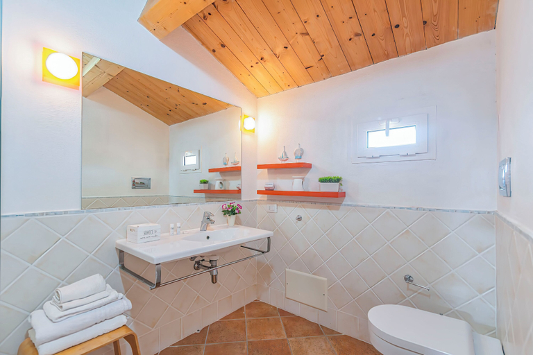 Bathroom 5, Una Mansarda Nell'isola, Olbia-Tempio