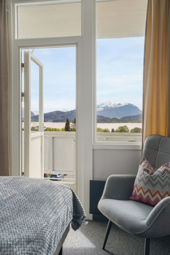 Others 2, A-11, Ålesund