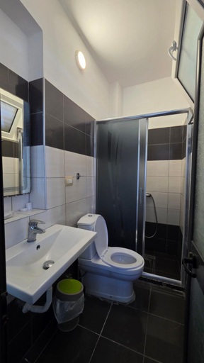 Bathroom 2, Divjaka Resort, Lushnjës