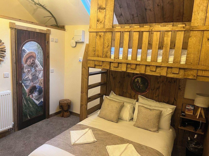 Bedroom, Explorers Retreat Matlock Bath, Derbyshire