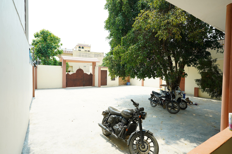 Property grounds, The Grand Ganga Paying Guest, Varanasi