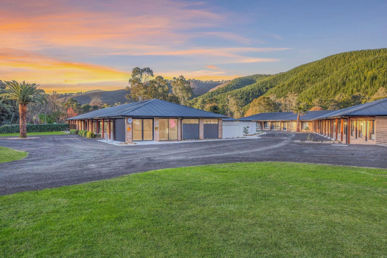 Exterior & Views 2, Hara House, Alpine - East