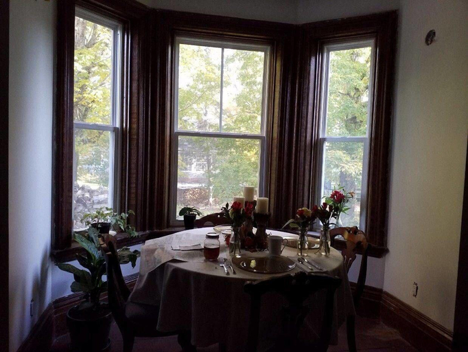 Food & Drinks, Maplehurst Manor Bed And Breakfast, Westmorland