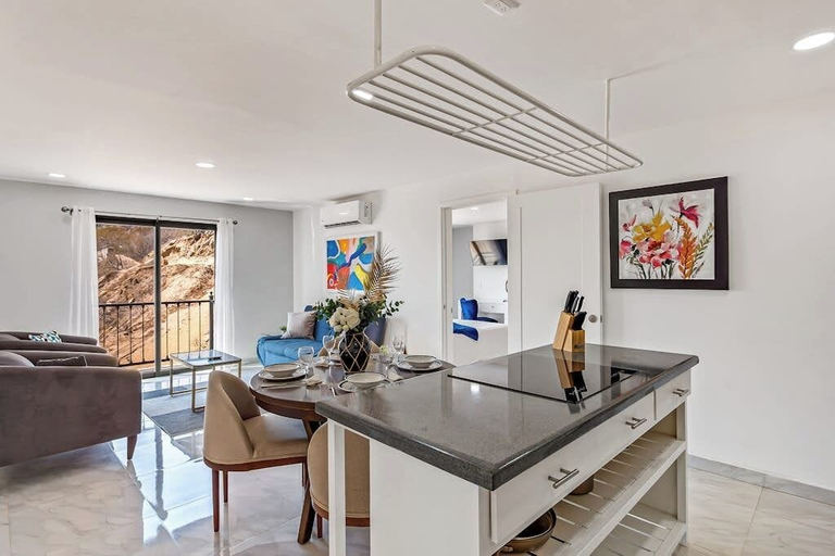 Interior 5, Morgan Residences 508 @ Boutique Hotel With Pool, Gym & Spa, La Paz