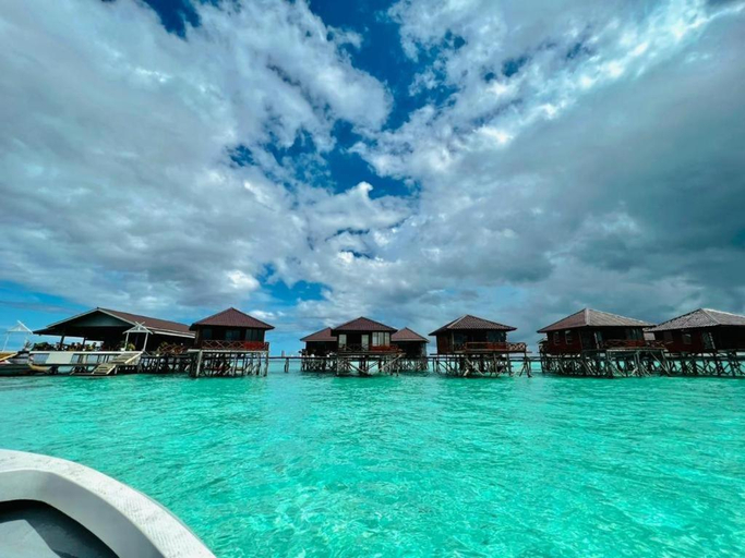 Sport & Beauty 2, SKY Water Villas, Semporna Sabah, Semporna