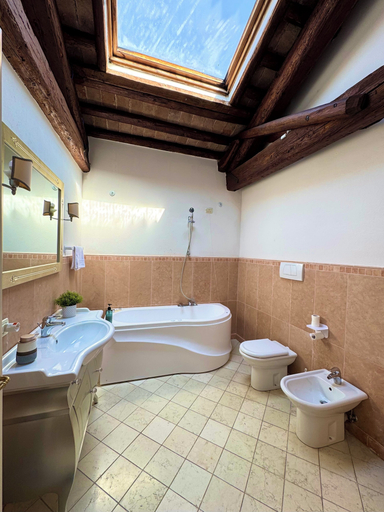 Bathroom 2, Biffi Rooms, Vicenza