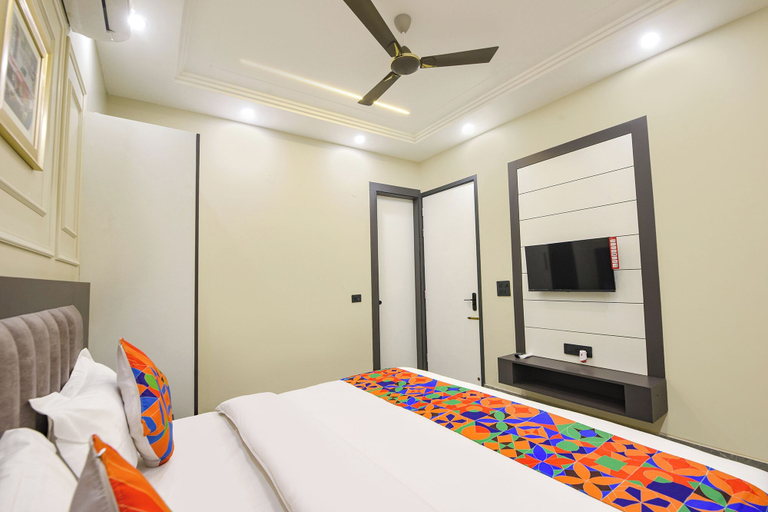 Room 3, FabHotel Eminence Grand, Delhi