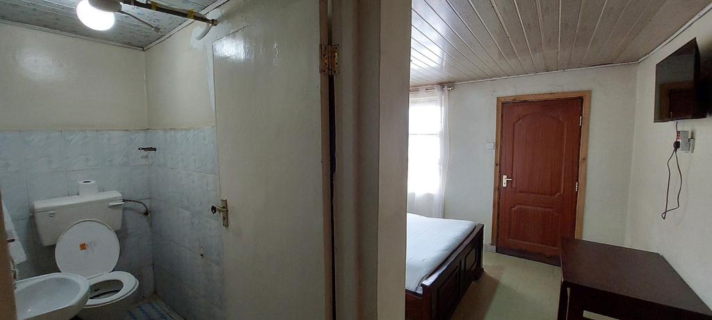 Bathroom, Crown Accomodation, Narok North