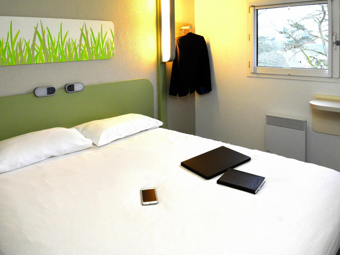 Bedroom 4, ibis budget Rouen Sud Zénith, Seine-Maritime