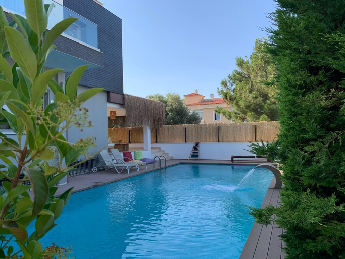Sport & Beauty 2, Luxury Vacation Seaside Villa with Privacy, Çeşme