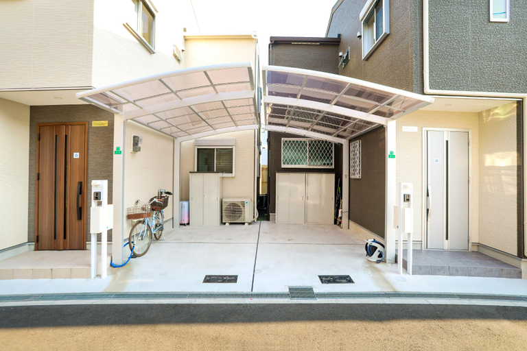 Exterior & Views, B Family & Group 4-Bedroom House near Tsuruhashi, Osaka