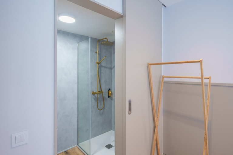 Bathroom, Feel Porto Firmeza Coworking Flat 4 4, Porto