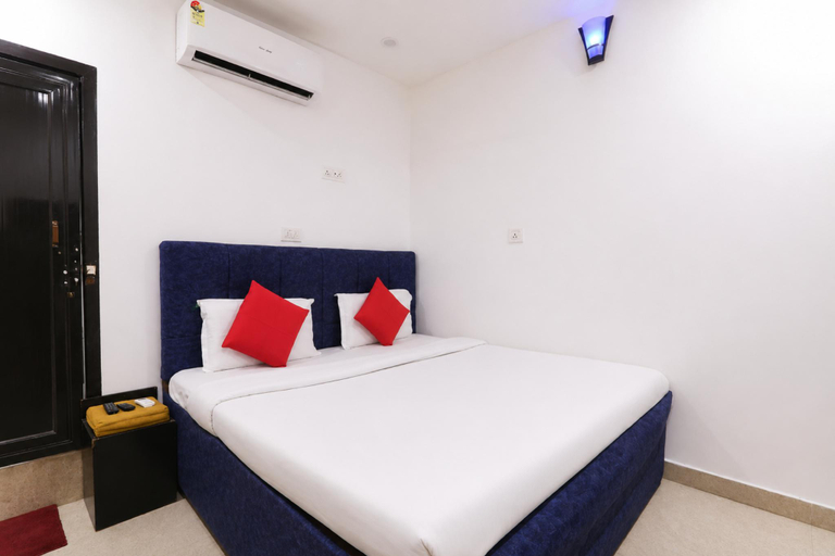 Bedroom 3, Goroomgo Metro Regency Lucknow, Lucknow