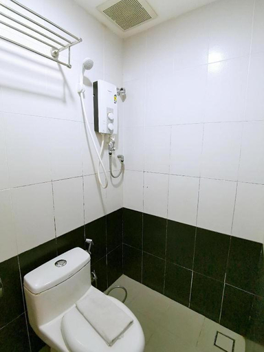 Bathroom 3, HKF Hotel, Hulu Langat