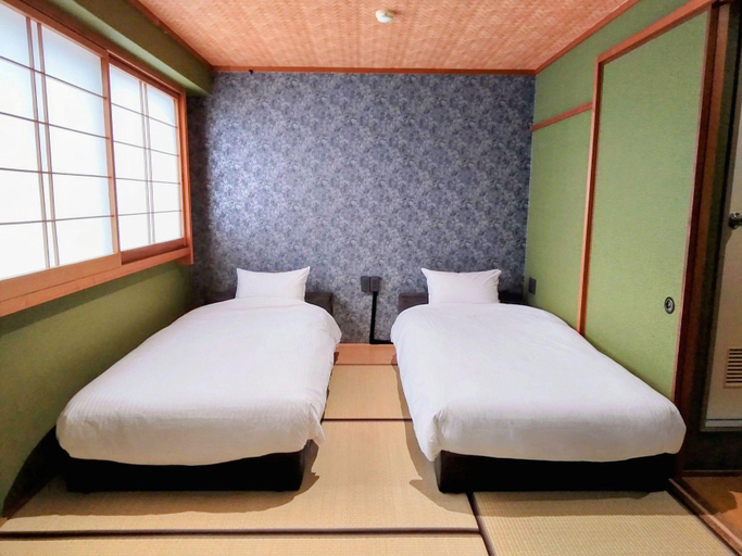 Bedroom 4, Business Hotel Mikumo, Konan