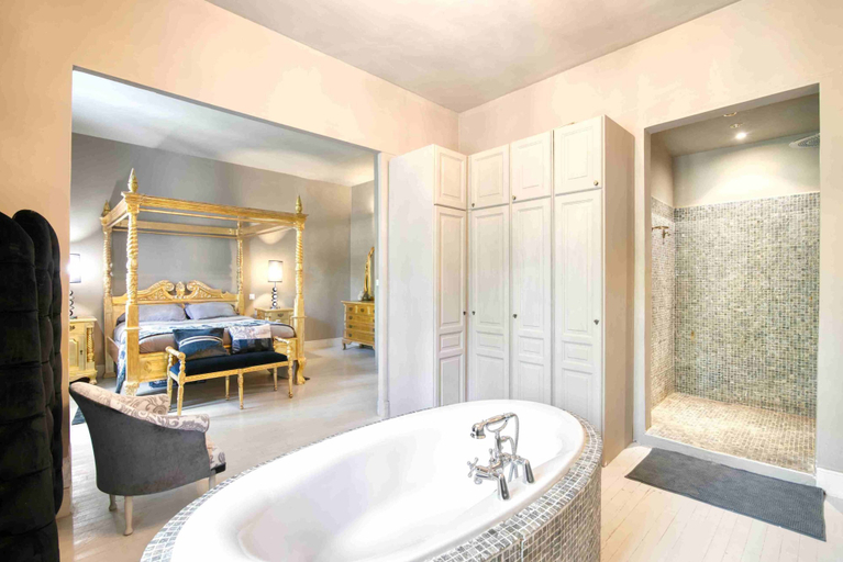 Bathroom 5, Mahawellness, Aude