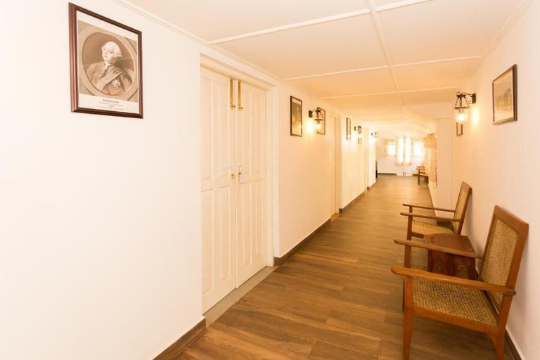 Interior 3, The Rockbourne Bungalow, Doluwa
