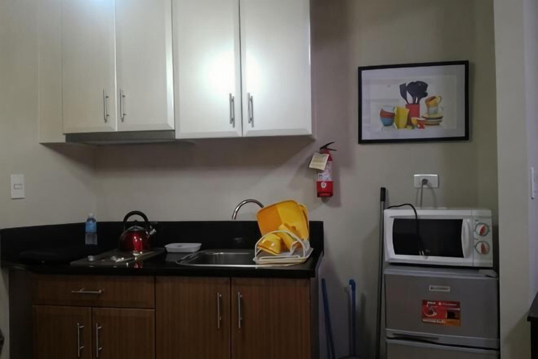 Others 5, Favila Condotel - Palm Tree Two, Pasay City