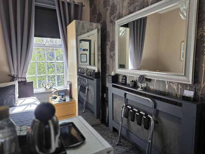 Others 4, Beechwood Guest House, North Tyneside