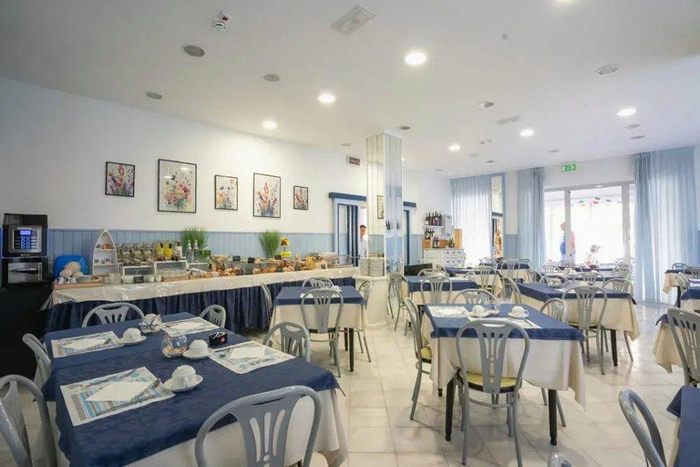 Others 3, Hotel Kelly, Rimini