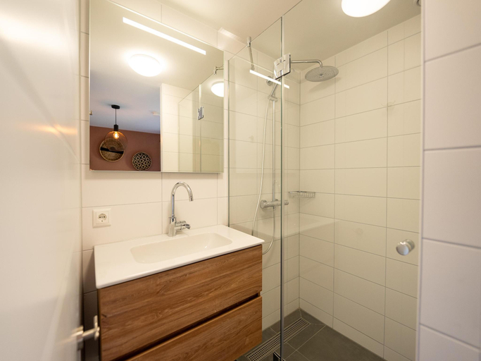 Bathroom 2, Villa in Breskens near the Beach, Sluis