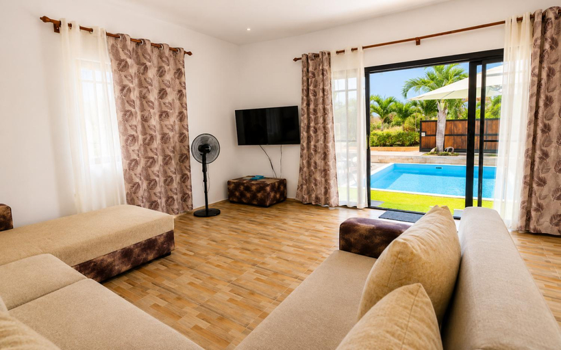 Bedroom 2, Wishes Villas Calodyne