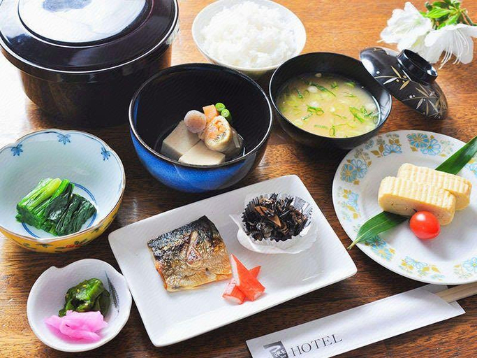 Food & Drinks 4, Pure Hotel, Yabu