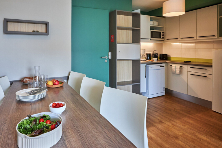 Dining 3, Courseulles Family Apartment for 6, Calvados
