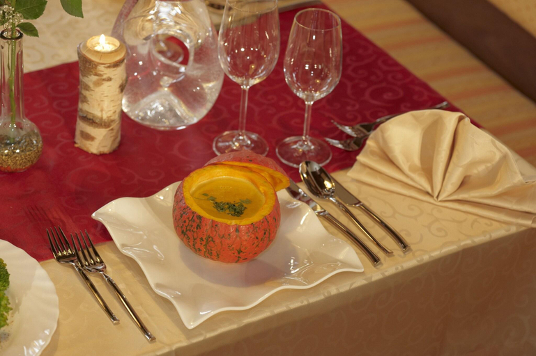 Food & Drinks 4, Hotel Pariente, Liezen