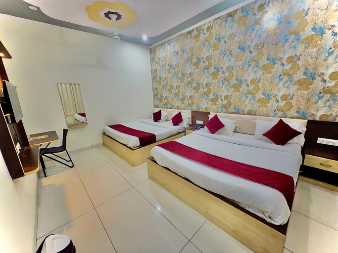 Others 5, Hotel Santosh Palace, Sikar