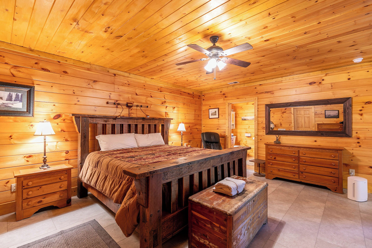 Interior 5, Dreams and Streams, Watauga
