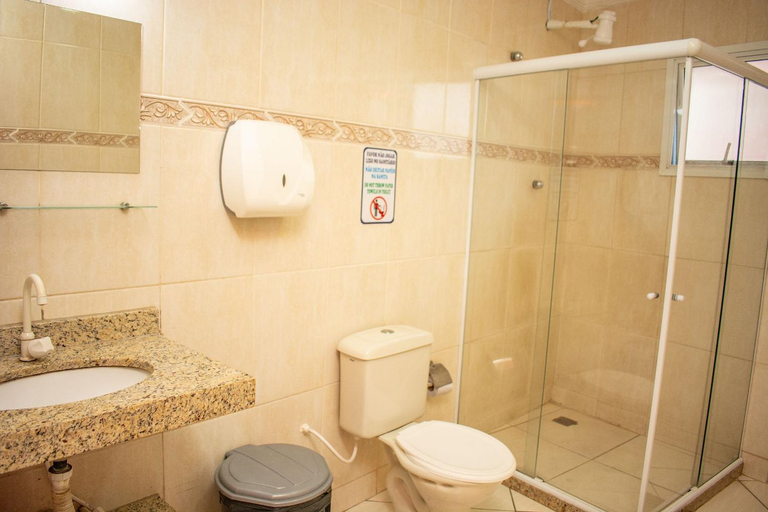 Bathroom, Suite 103 Arraial do Cabo - Praia Grande, Arraial do Cabo