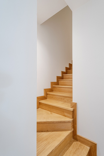 Staircase 2, De Vivo Realty - Villa Agatina, Napoli
