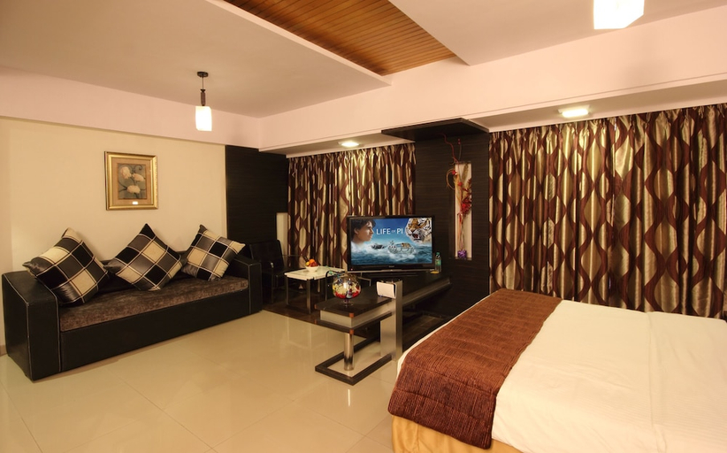 Bedroom 2, Keys Hotel Nestor, Mumbai Suburban