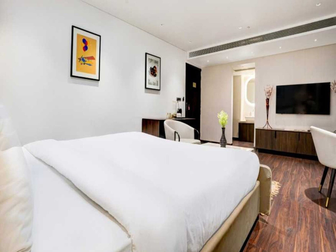 Room 3, Townhouse Baner Street, Pune
