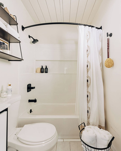 Bathroom 2, Firefly Cabin, San Bernardino