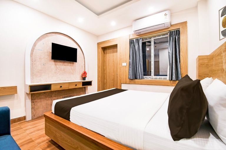 Room 2, Deluxe Pallette Shree Jagannatha Puri Lotus, Puri