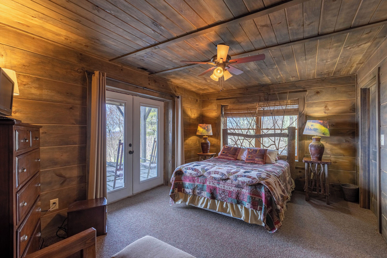 Interior 5, Highland Mist, Watauga