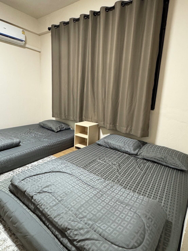 Room 3, Holy Hostel Sathorn, Yannawa