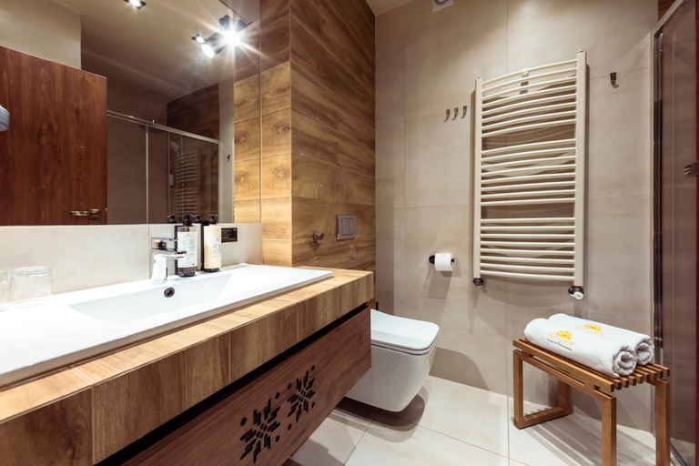 Bathroom, Zloty Gron Resort & Spa, Cieszyn