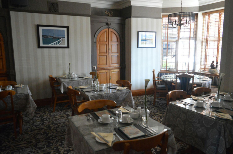 Food & Drinks 5, B+B York, York