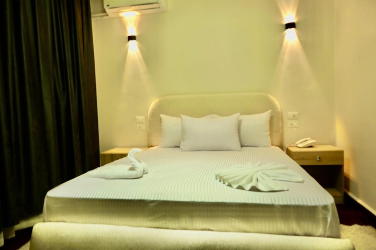 Others 2, Triple garden view hotel, Qasr an-Nil