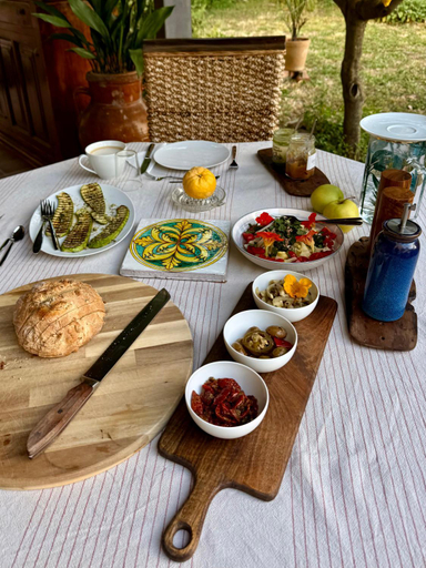 Food & Drinks, Cefalu Forest Hideout, Palermo
